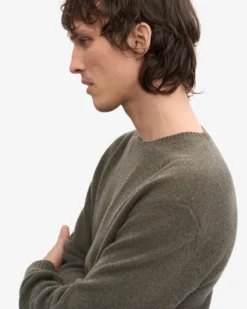Classic Merino Wool Crew - Dusty Olive