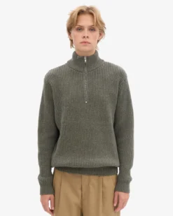 Merino Quarter Zip - Dusty Olive