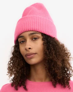 Merino Wool Hat - Bubblegum Pink