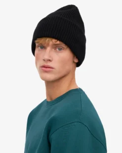 Merino Wool Hat - Deep Black