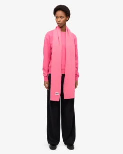 Merino Wool Scarf - Bubblegum Pink