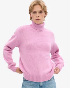 Merino Wool Turtleneck - Cherry Blossom