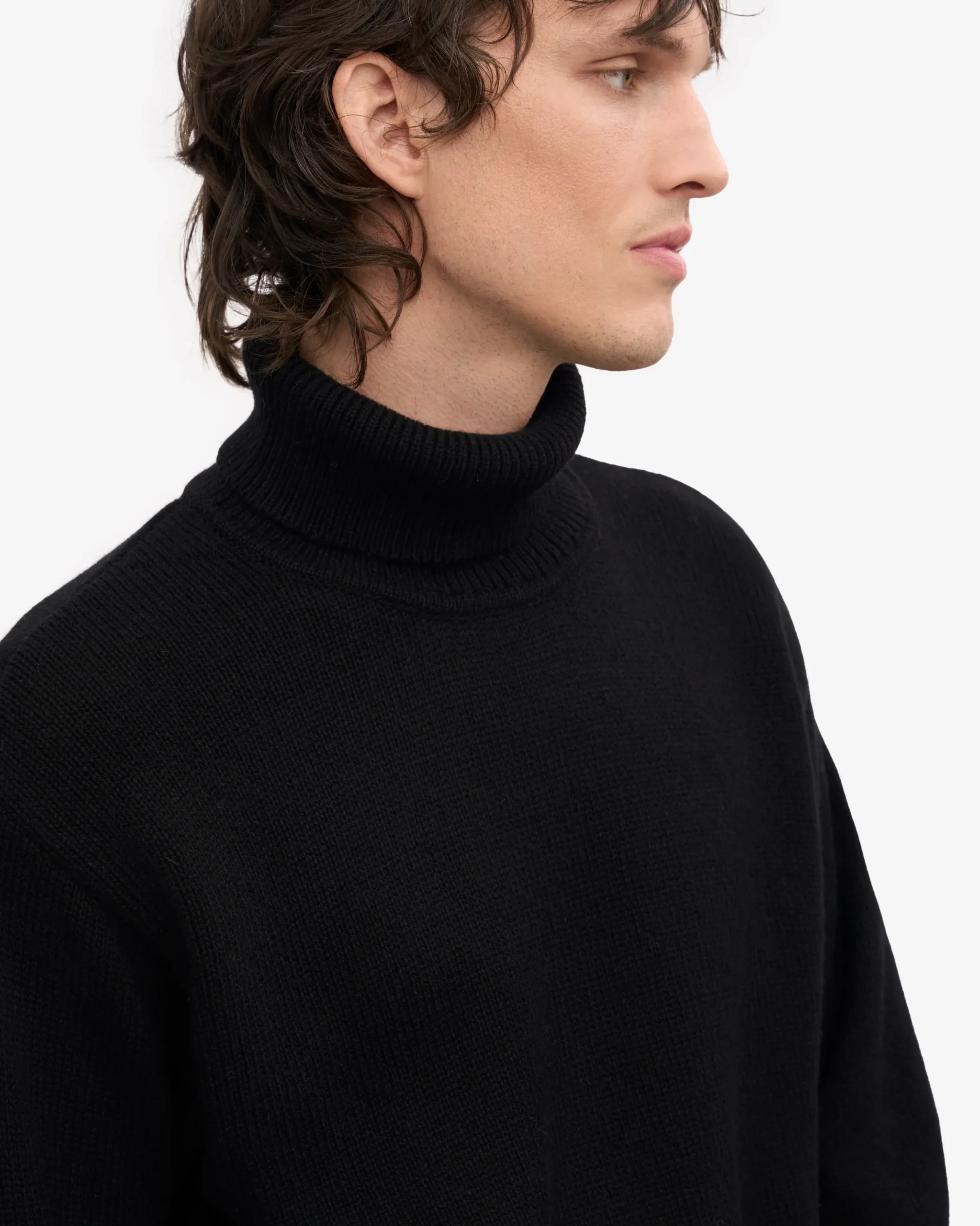 Merino Wool Turtleneck - Deep Black