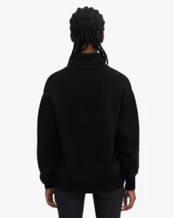 Merino Wool Turtleneck - Deep Black
