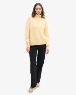 Merino Wool Turtleneck - Soft Yellow